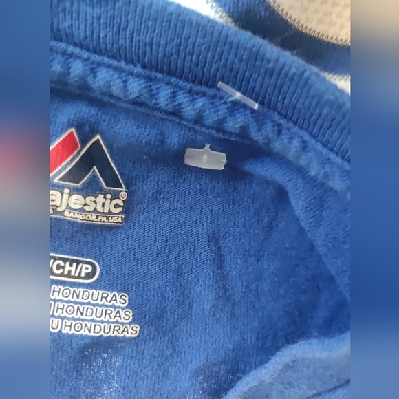 Authentic Josh Donaldson #20 Jersey Tee Size small - Picture 3 of 4